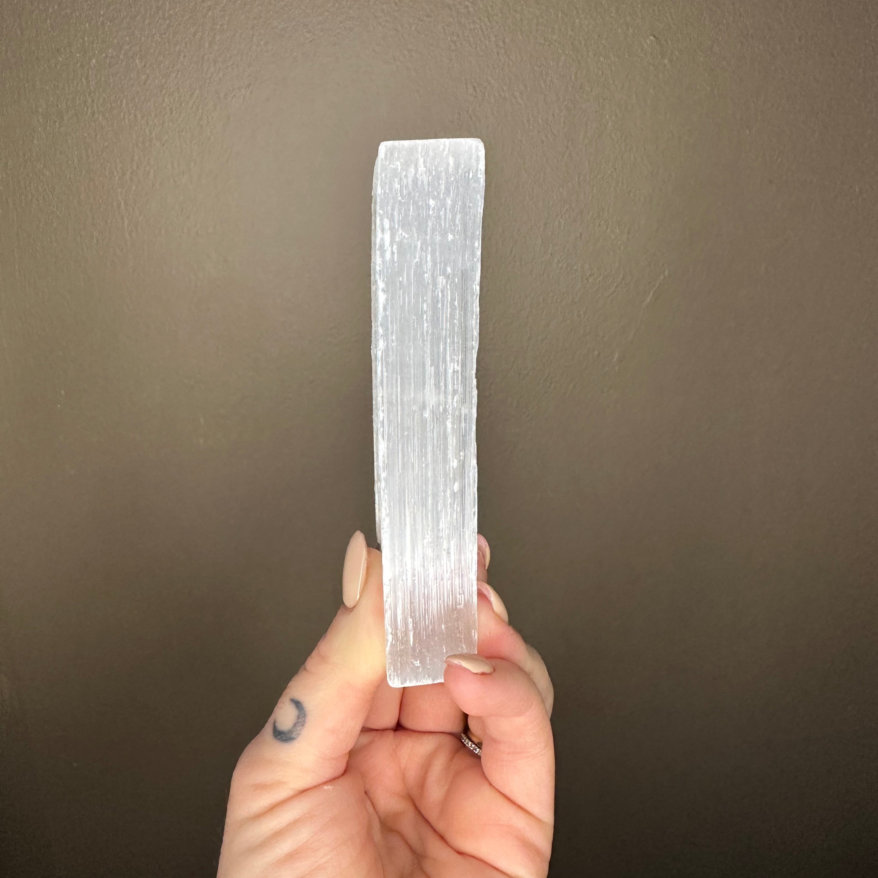 Natural Selenite Wand (10cm)
